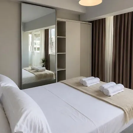 Aura Luxury 02 Appartamento Tirana